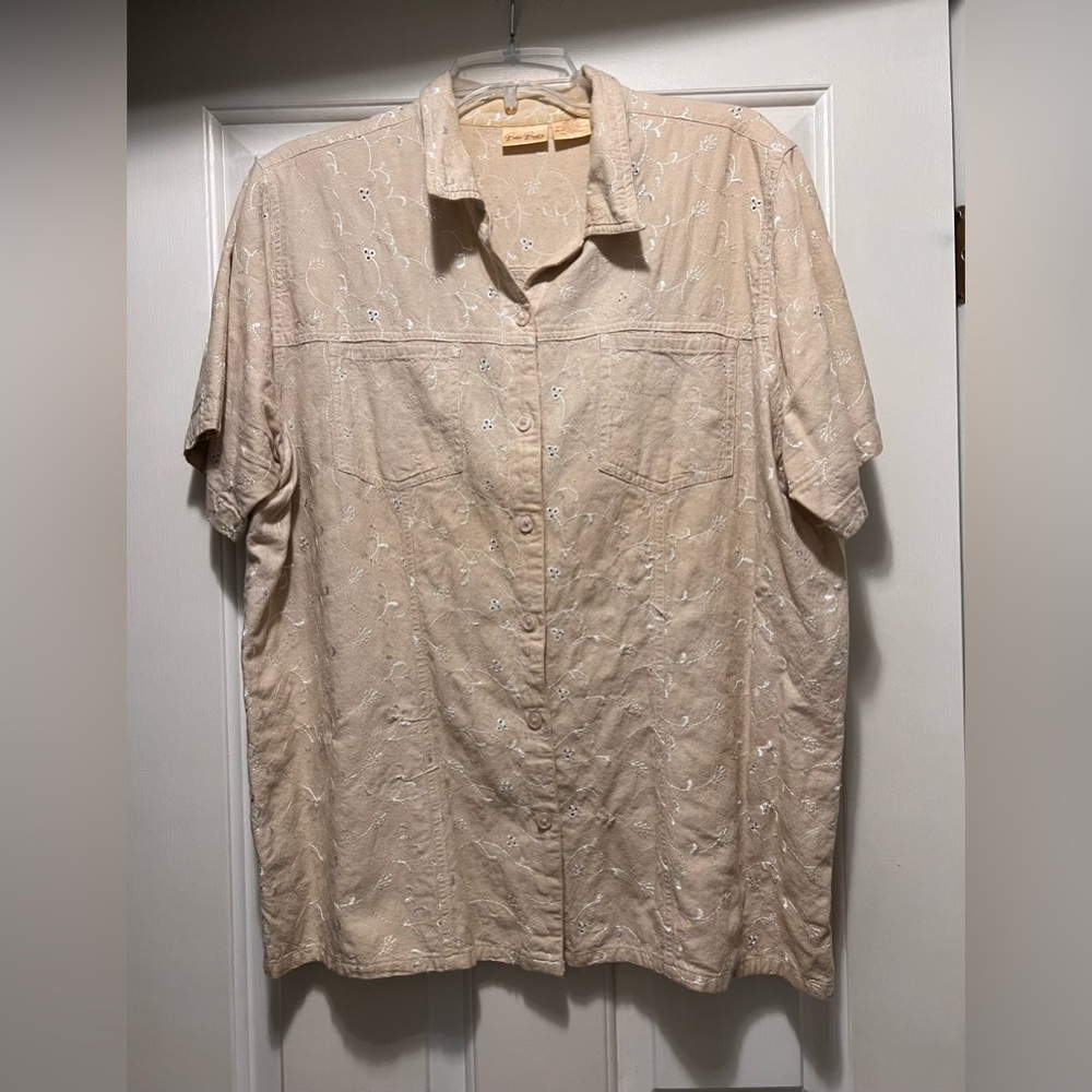 Women’s Beige Short Sleeve Shirt